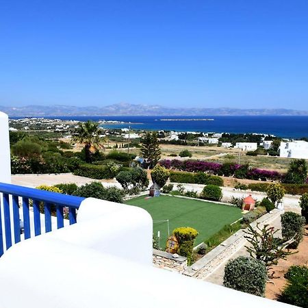 Dryades Family Hotel Drios Exterior photo